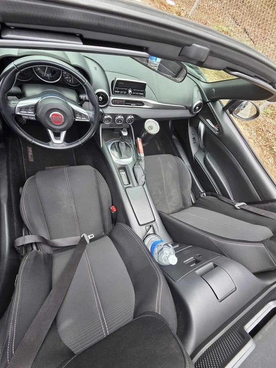 2017 Fiat 124 Spider - Image 6 of 9
