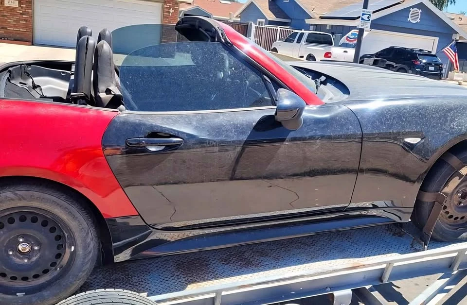 2017 Fiat 124 Spider - Image 2 of 17