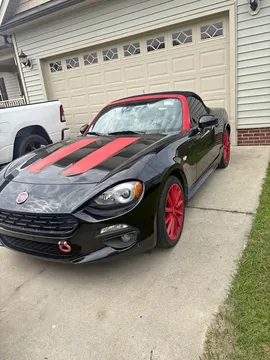 2017 Fiat 124 Spider Classica Convertible 2D