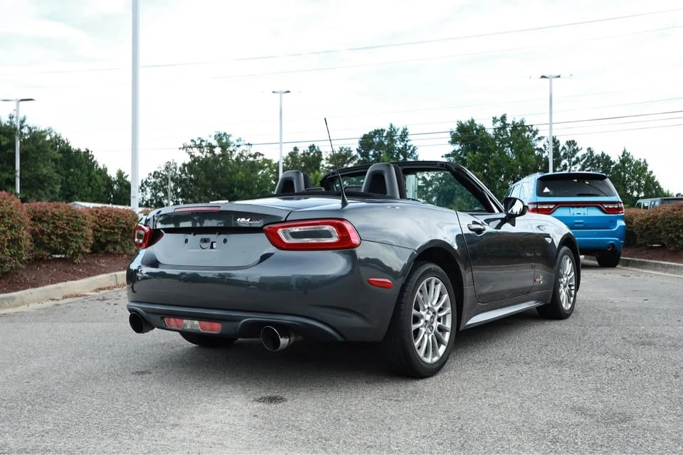 2017 Fiat 124 Spider - Image 4 of 8
