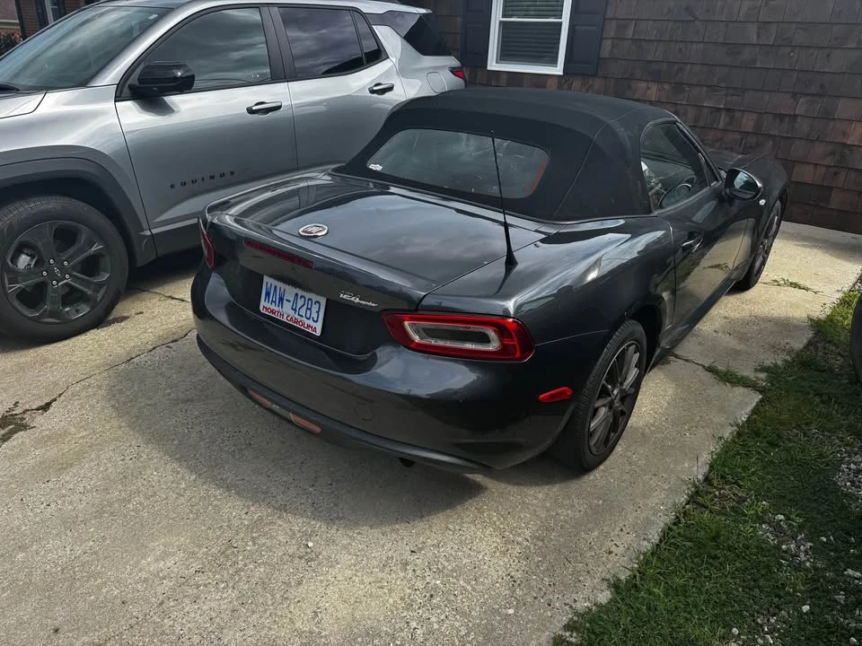 2017 Fiat 124 Spider - Image 4 of 5