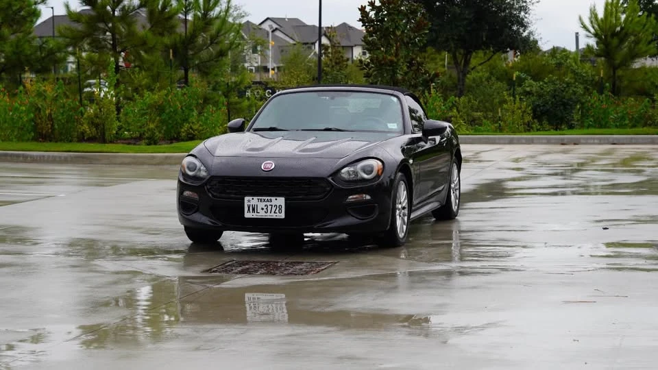2017 Fiat 124 Spider - Image 3 of 9