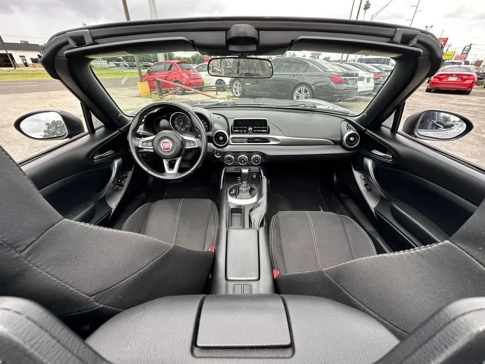 2017 Fiat 124 Spider - Image 20 of 20