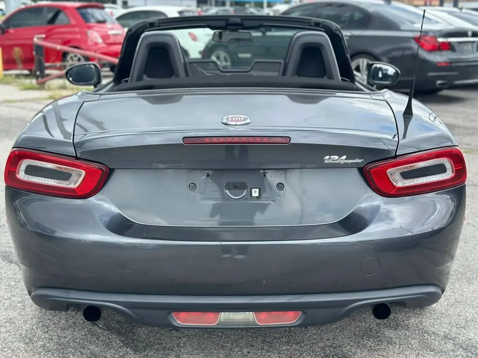 2017 Fiat 124 Spider - Image 12 of 20