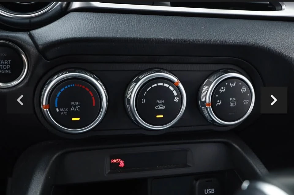 2017 Fiat 124 Spider - Image 10 of 14