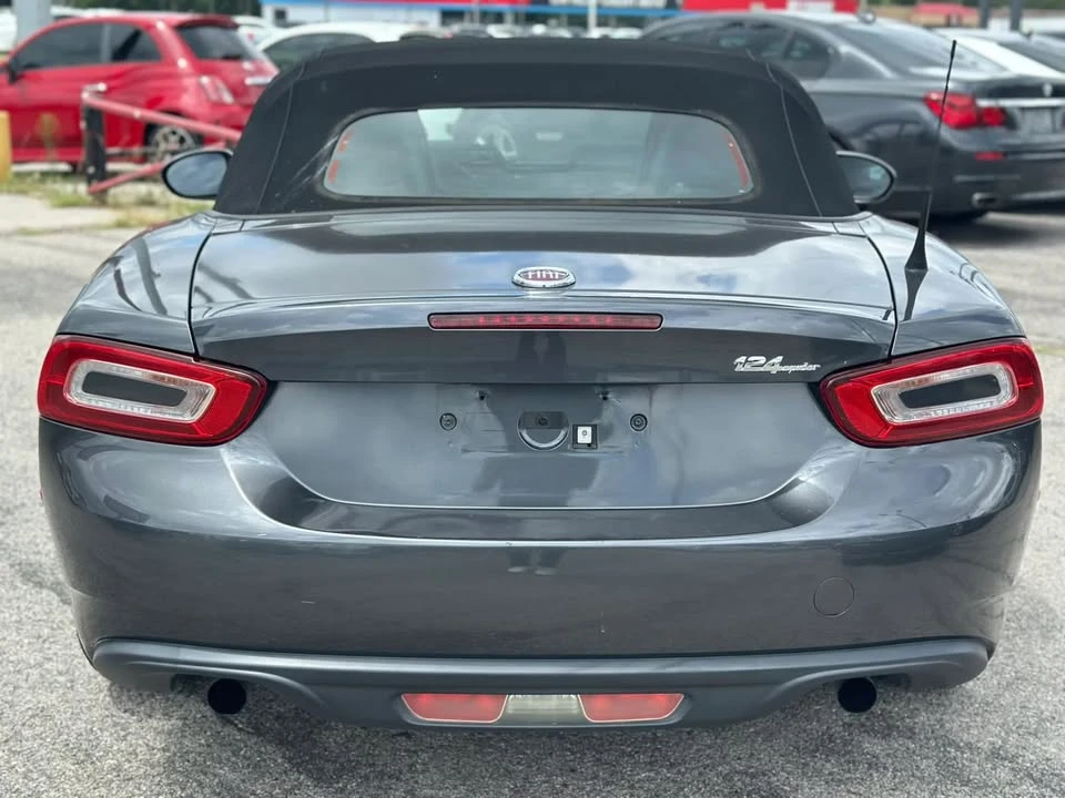 2017 Fiat 124 Spider - Image 13 of 20