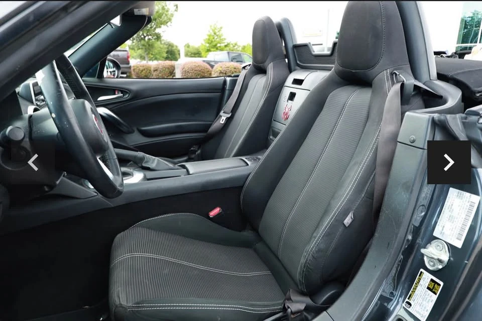 2017 Fiat 124 Spider - Image 11 of 14