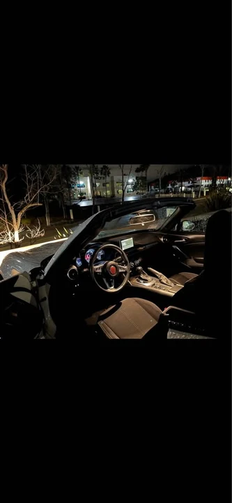 2017 Fiat 124 Spider - Image 4 of 7