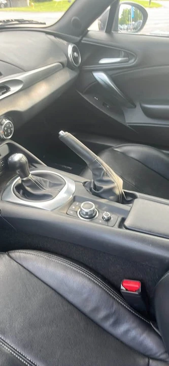 2017 Fiat 124 Spider - Image 6 of 8