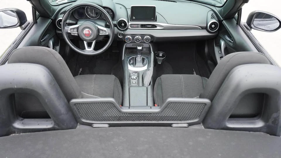 2017 Fiat 124 Spider - Image 11 of 13