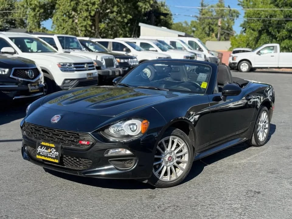 2017 Fiat 124 Spider - Image 2 of 14
