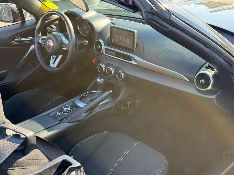 2017 Fiat 124 Spider - Image 14 of 14