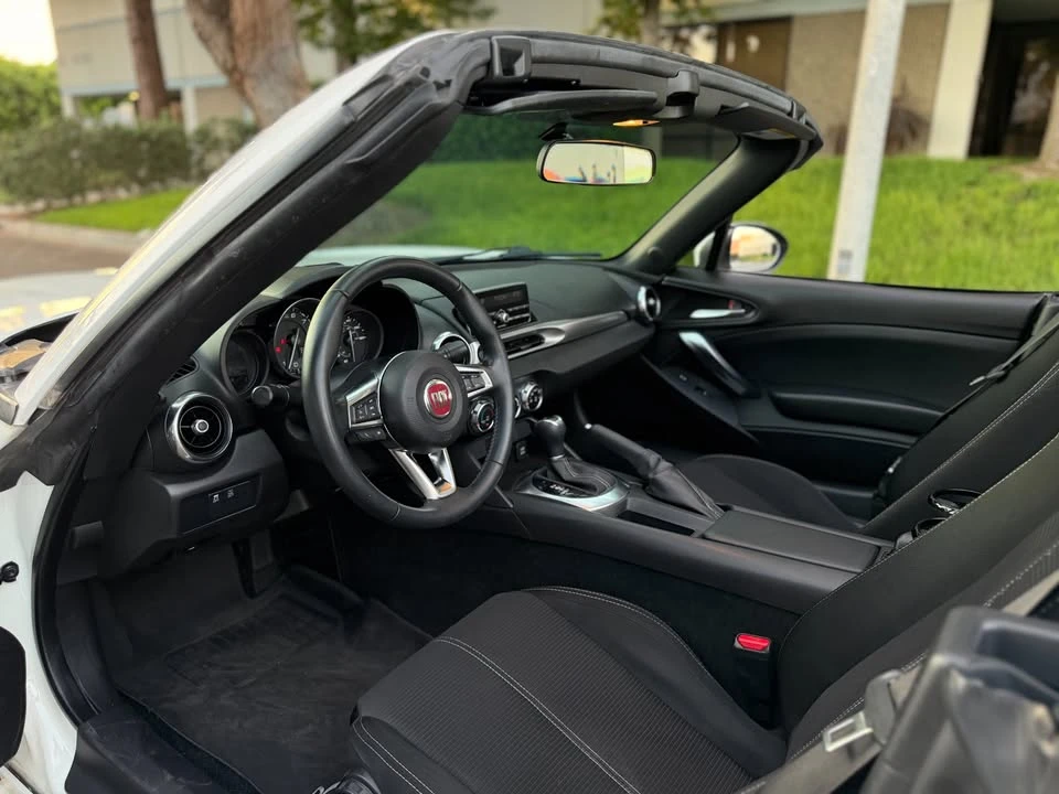 2017 Fiat 124 Spider - Image 13 of 19