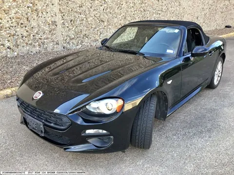 2017 Fiat 124 Spider Classica Convertible 2D
