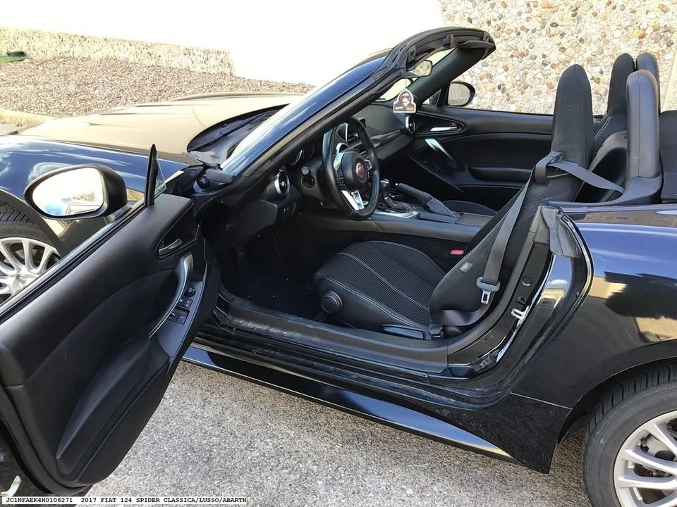 2017 Fiat 124 Spider - Image 6 of 12
