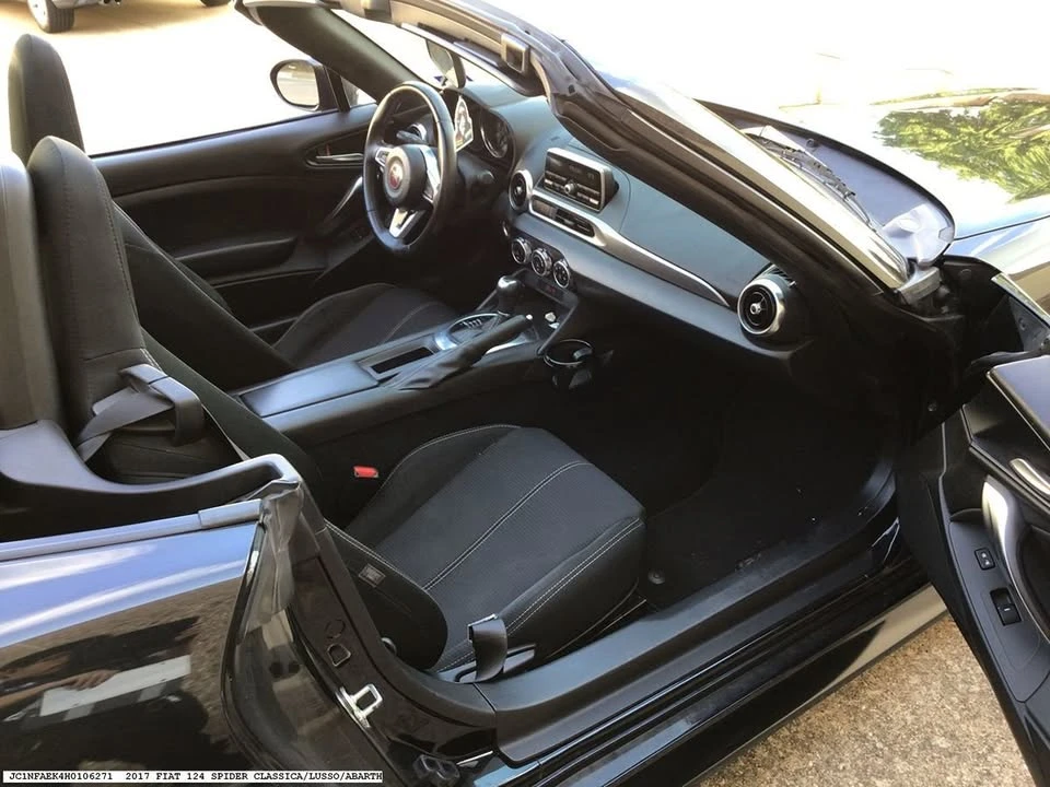 2017 Fiat 124 Spider - Image 7 of 12