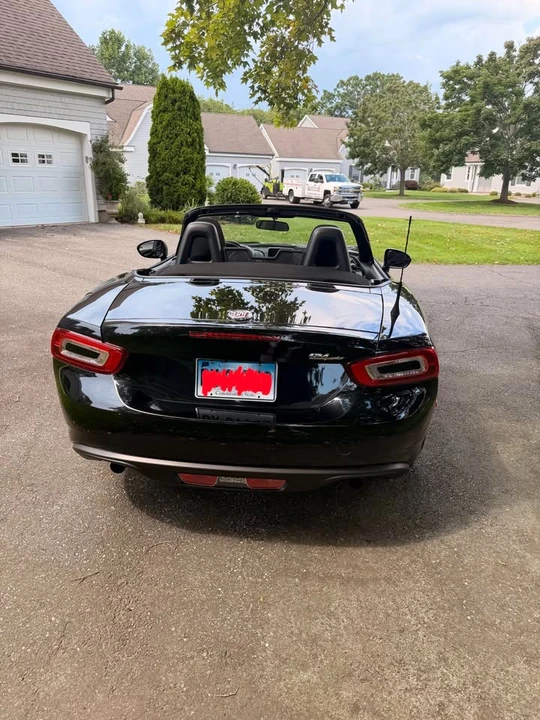 2017 Fiat 124 Spider - Image 14 of 20