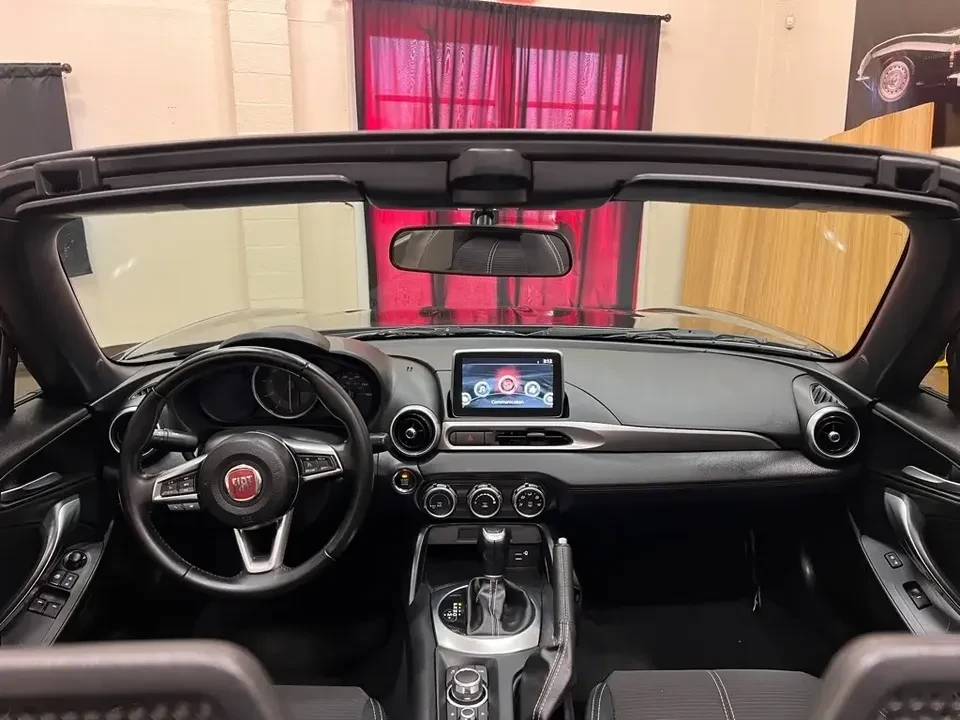 2017 Fiat 124 Spider - Image 9 of 13