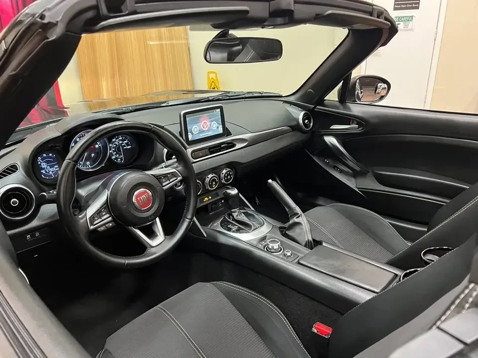 2017 Fiat 124 Spider - Image 11 of 13