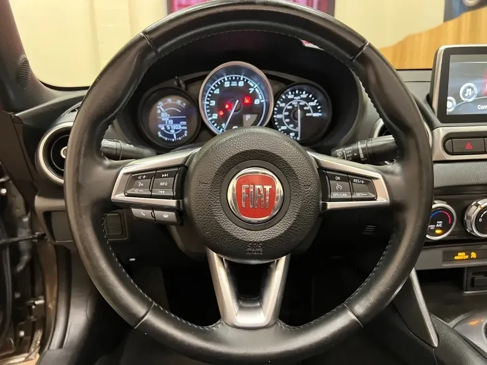 2017 Fiat 124 Spider - Image 14 of 17
