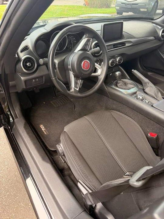 2017 Fiat 124 Spider - Image 6 of 20