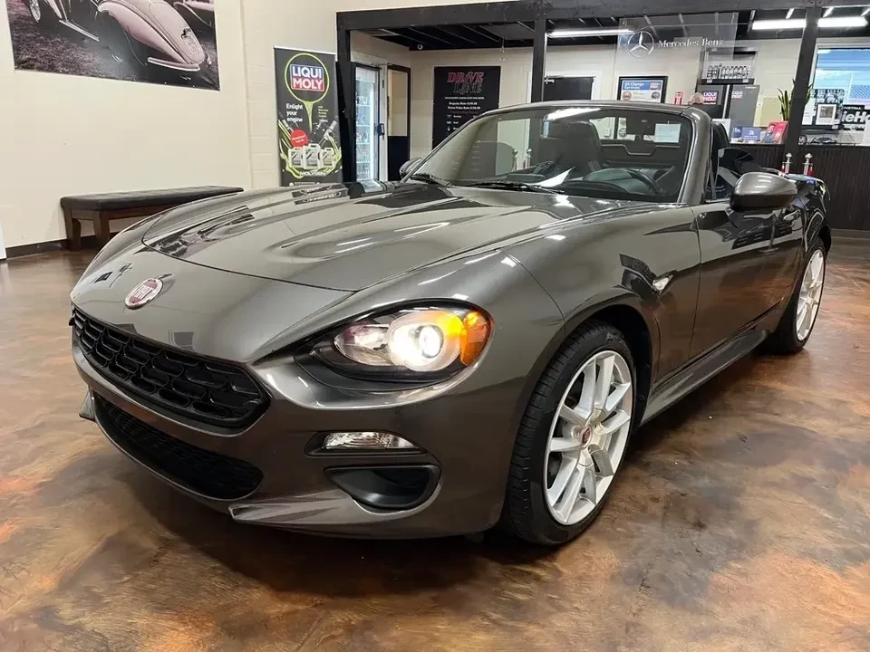 2017 Fiat 124 Spider - Image 3 of 20
