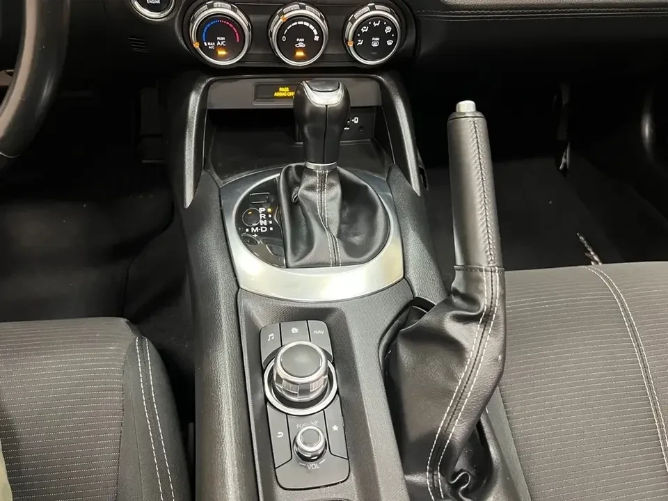 2017 Fiat 124 Spider - Image 16 of 20