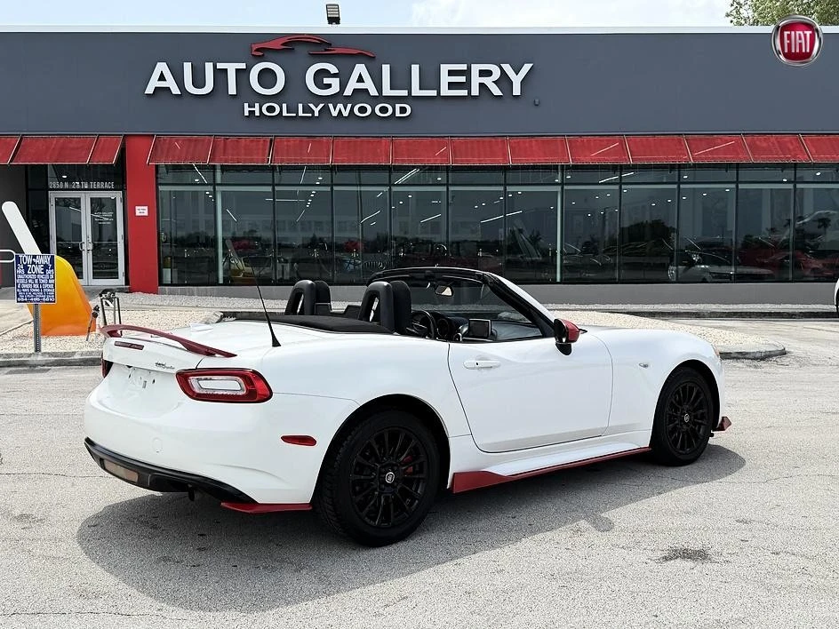 2017 Fiat 124 Spider - Image 8 of 22
