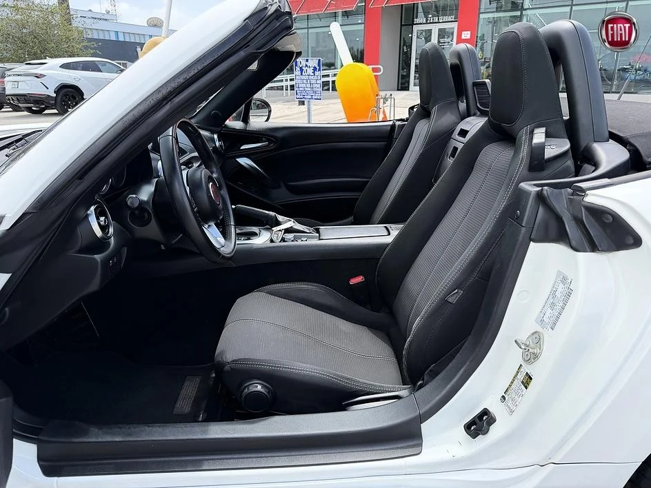2017 Fiat 124 Spider - Image 21 of 22