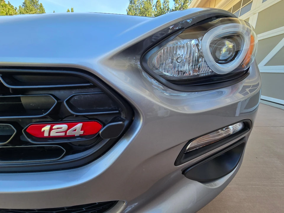 2017 Fiat 124 Spider - Image 13 of 31