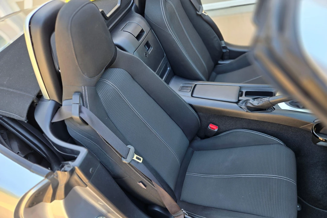 2017 Fiat 124 Spider - Image 29 of 31