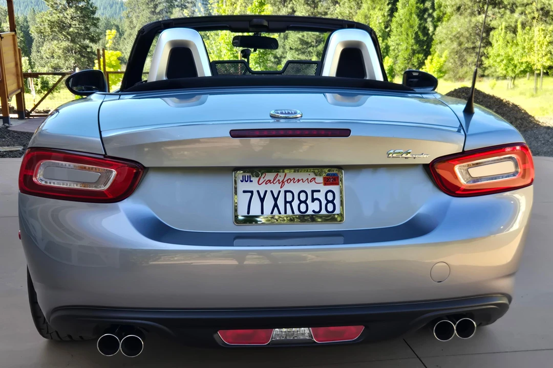 2017 Fiat 124 Spider - Image 5 of 31