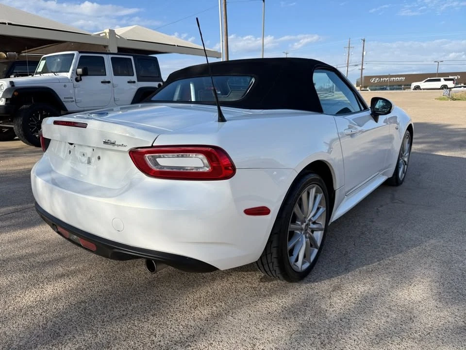 2017 Fiat 124 Spider - Image 7 of 20