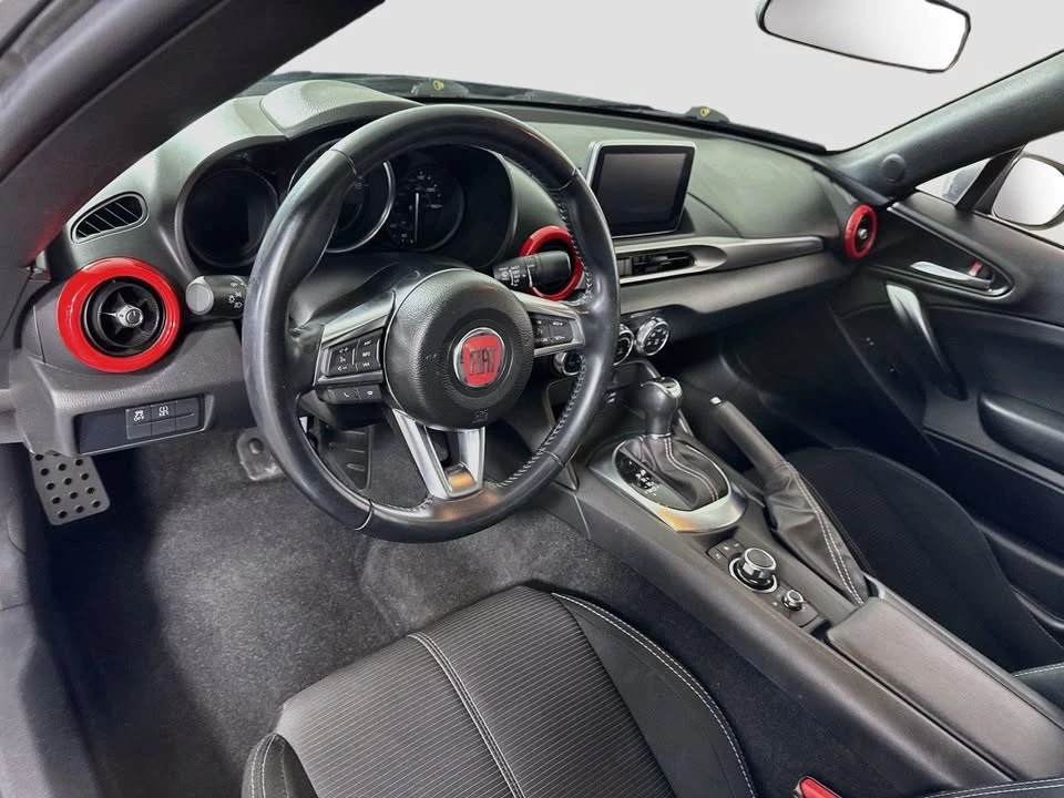 2017 Fiat 124 Spider - Image 2 of 12