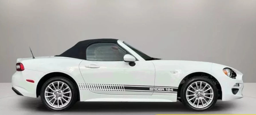 2017 Fiat 124 Spider - Image 2 of 9