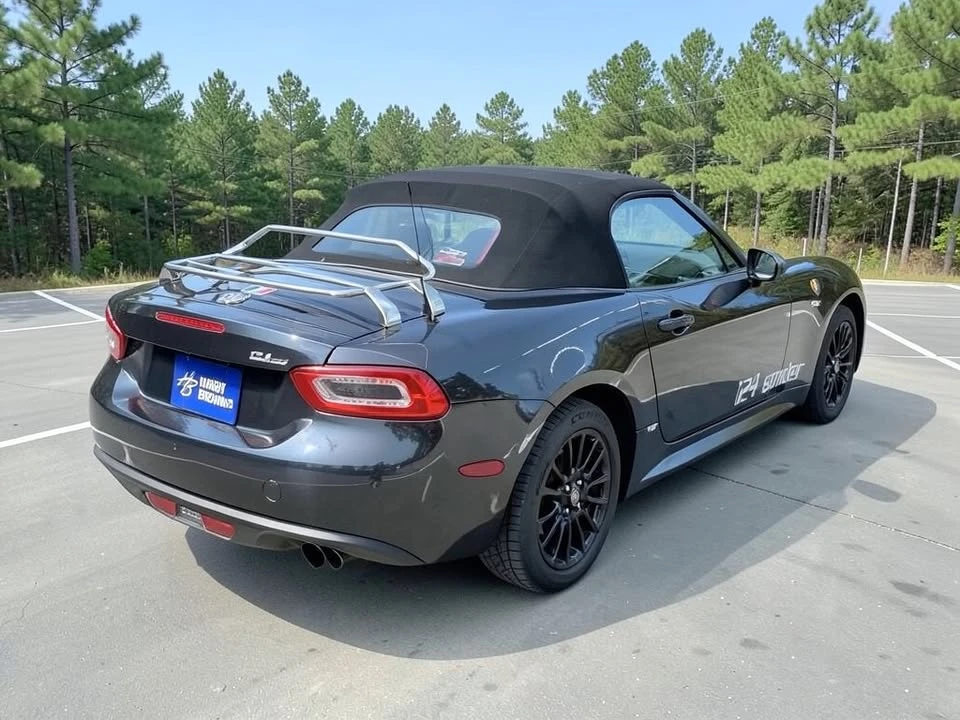 2017 Fiat 124 Spider - Image 7 of 12
