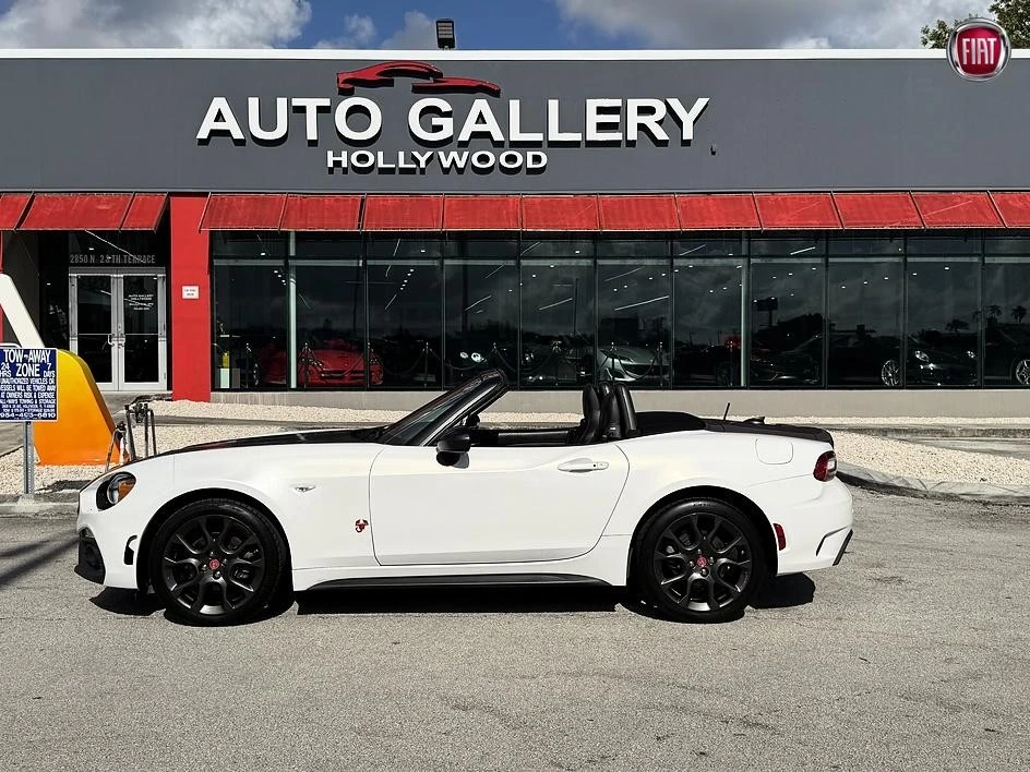 2017 Fiat 124 Spider - Image 21 of 31