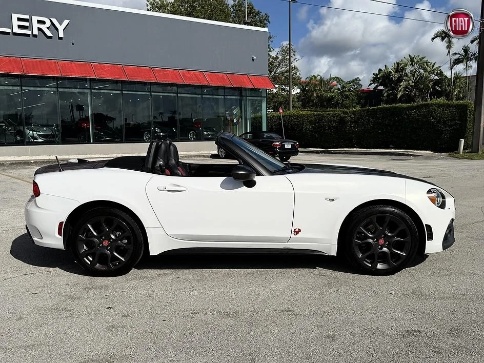 2017 Fiat 124 Spider - Image 23 of 31