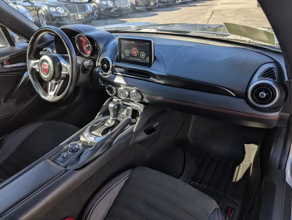 2017 Fiat 124 - Image 8 of 15