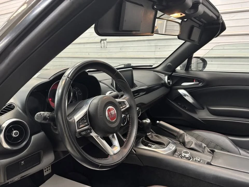 2017 Fiat 124 Spider - Image 12 of 19