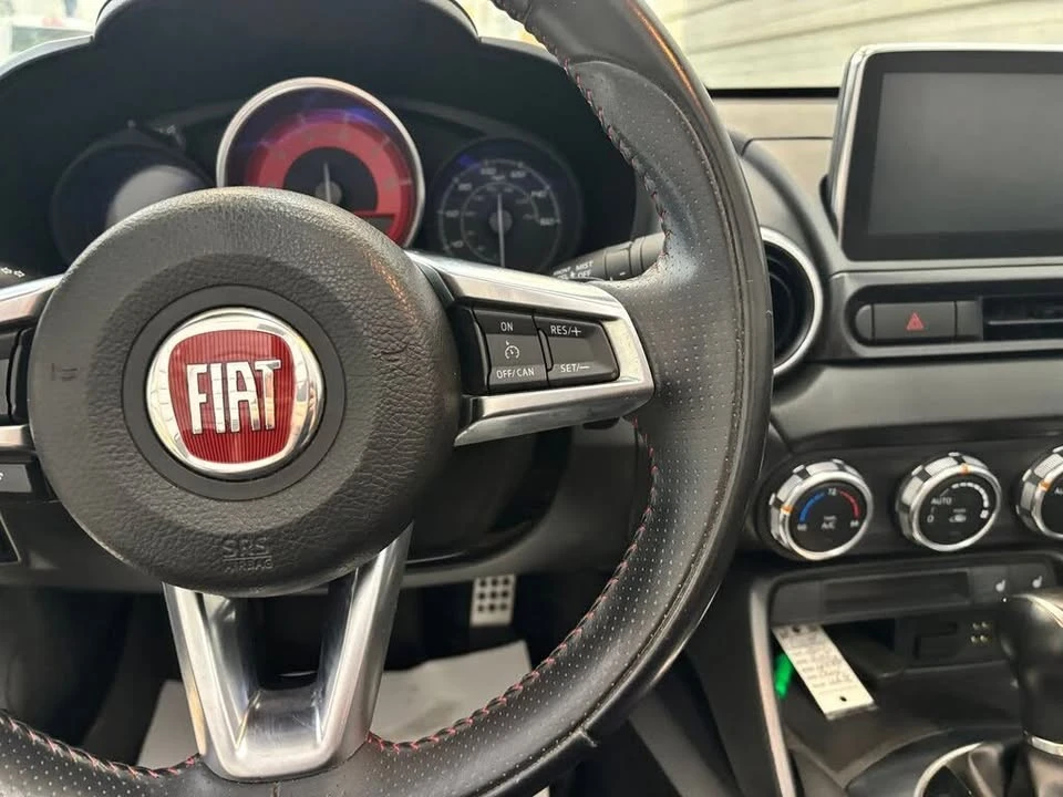2017 Fiat 124 Spider - Image 15 of 19