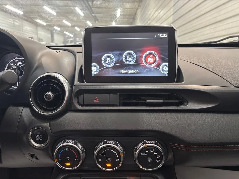 2017 Fiat 124 Spider - Image 18 of 19