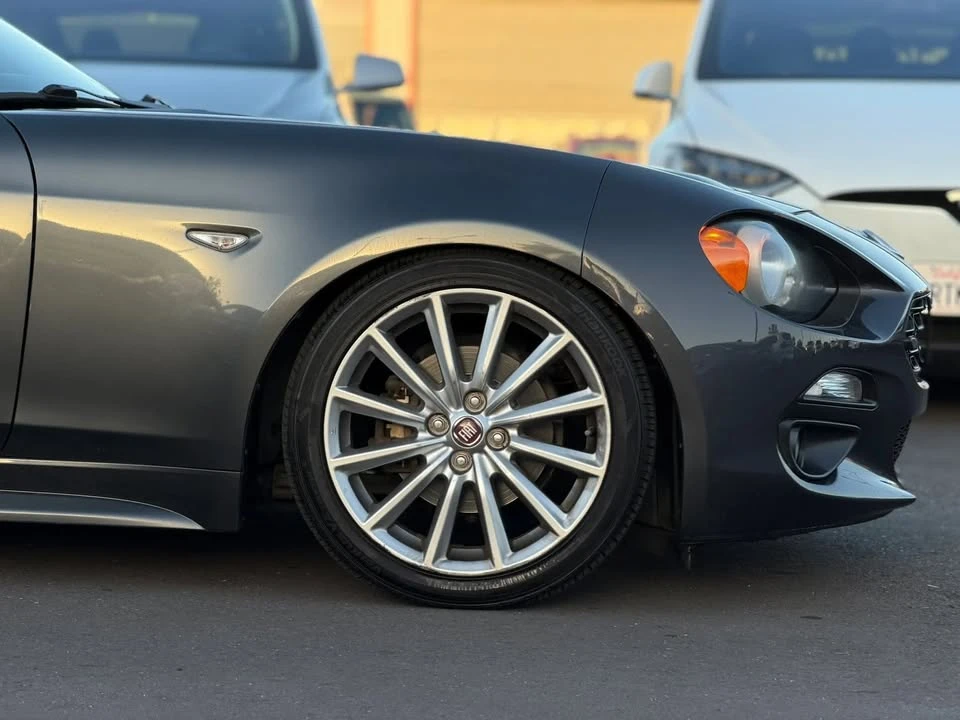 2017 Fiat 124 Spider - Image 6 of 20