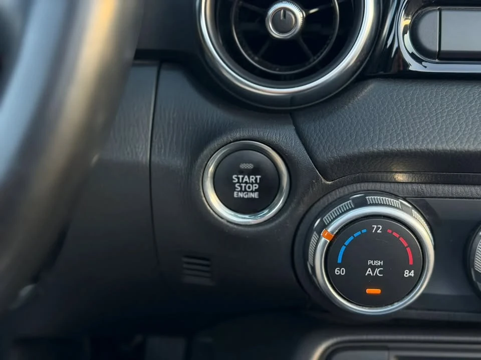 2017 Fiat 124 Spider - Image 17 of 20