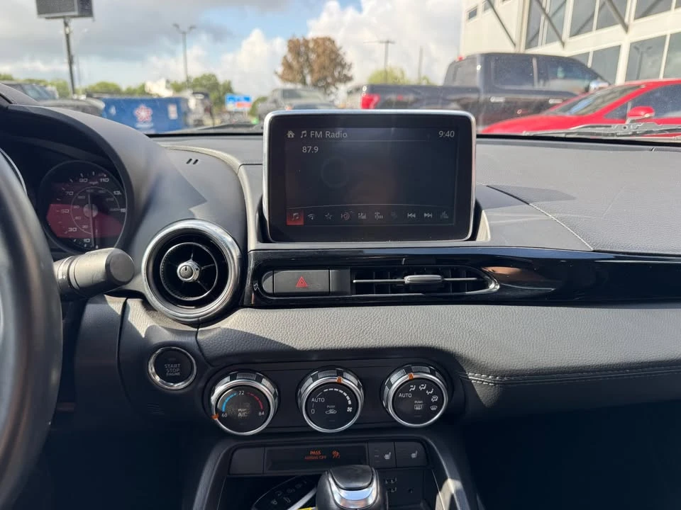 2017 Fiat 124 Spider - Image 15 of 20