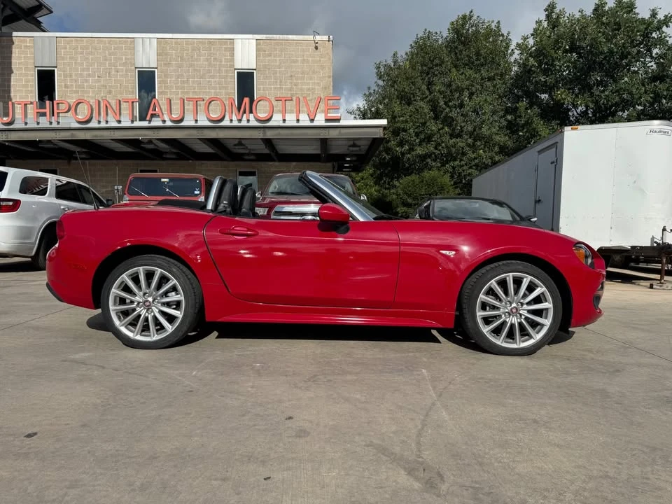 2017 Fiat 124 Spider - Image 8 of 20