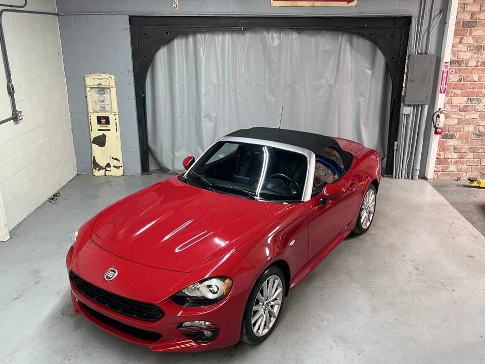 2017 Fiat 124 Spider - Image 10 of 31