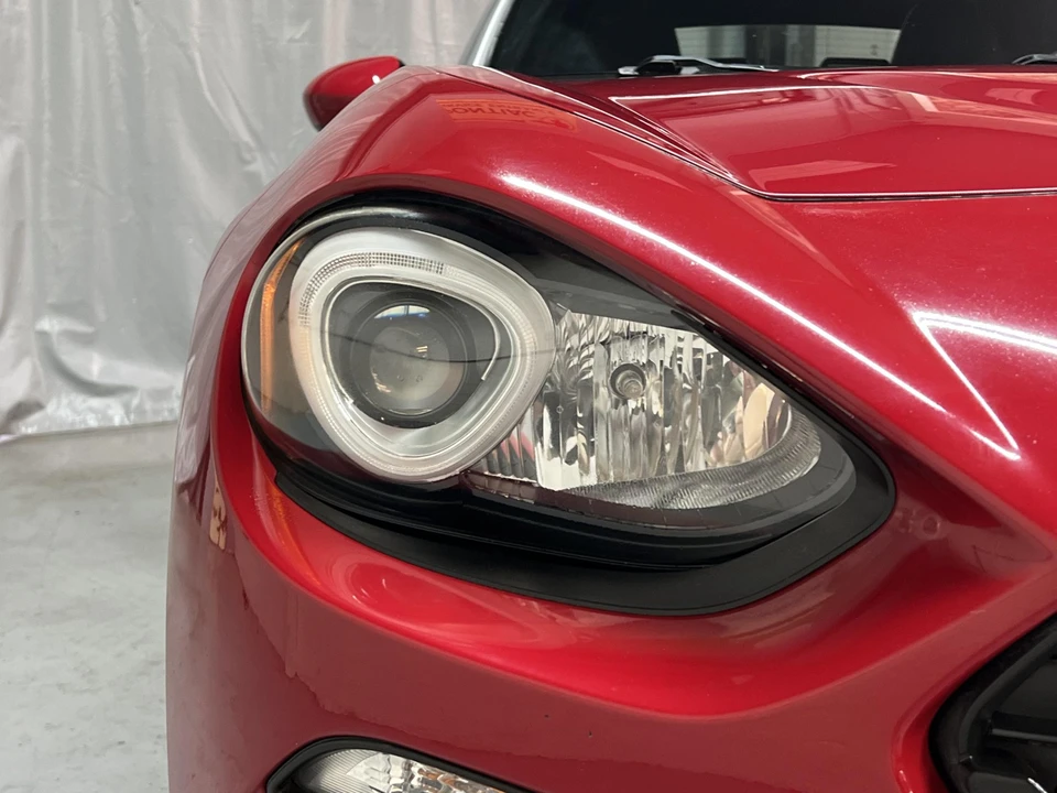 2017 Fiat 124 Spider - Image 23 of 31