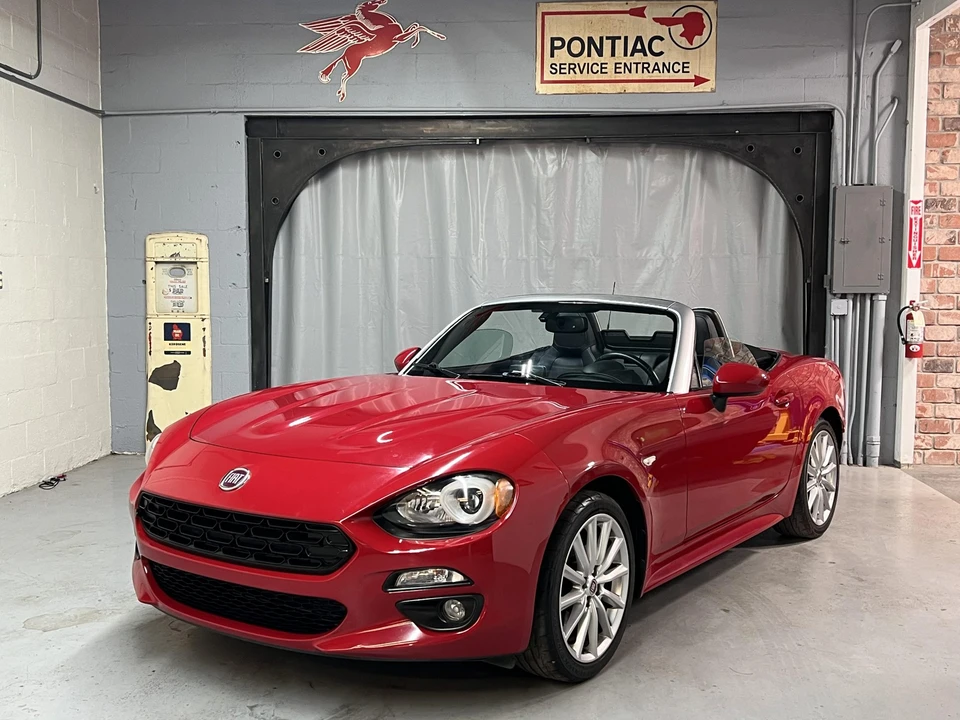 2017 Fiat 124 Spider - Image 3 of 31