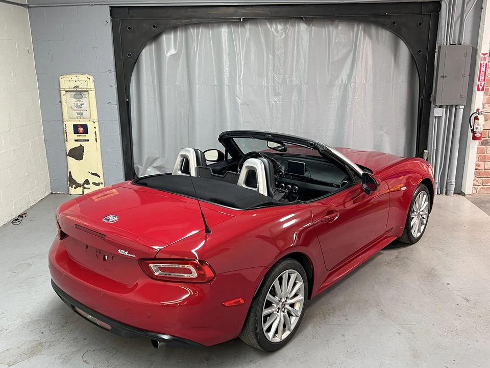 2017 Fiat 124 Spider - Image 6 of 31
